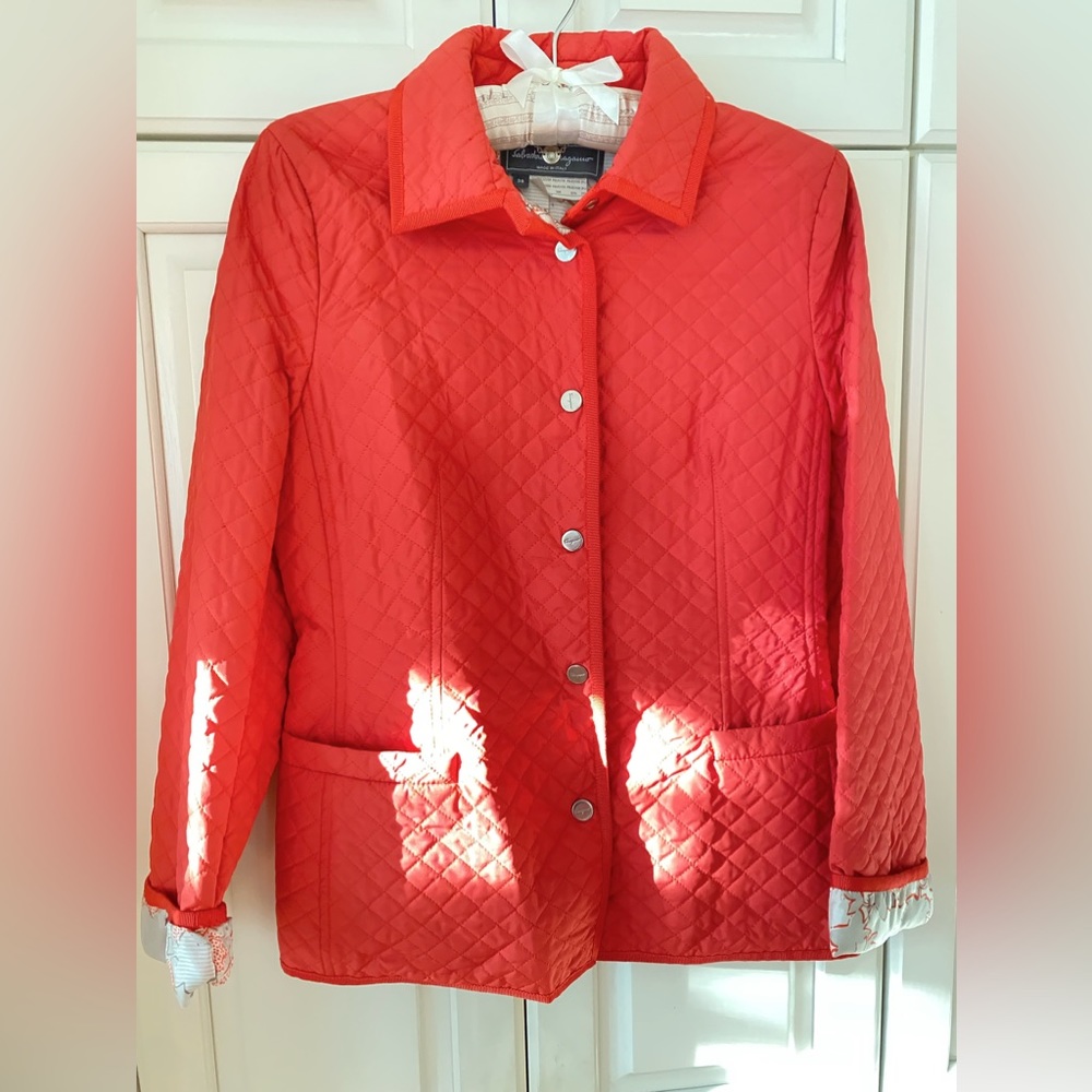 Salvatore Ferragamo quilted Jacket Coral color padded 100％ silk lining size IT38